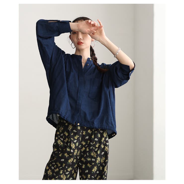 軽やかな風を纏うシアーデニムギャザー裾ドロストシャツ レディース ファッション | Sawa a la mode | 詳細画像4 