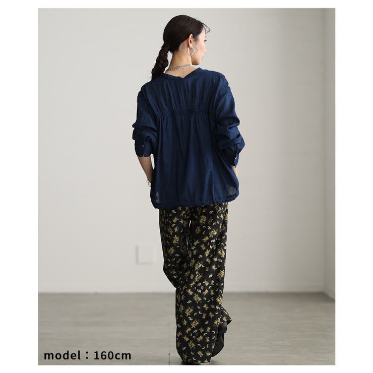軽やかな風を纏うシアーデニムギャザー裾ドロストシャツ レディース ファッション | Sawa a la mode | 詳細画像12 