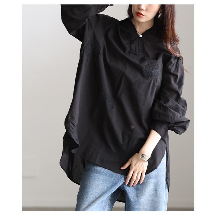 さり気ない甘さ漂う花柄刺繍スキッパーチュニックシャツ レディース ファッション | Sawa a la mode | 詳細画像4 