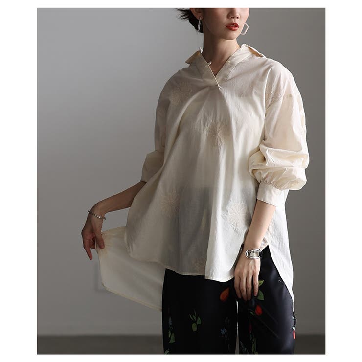 さり気ない甘さ漂う花柄刺繍スキッパーチュニックシャツ レディース ファッション | Sawa a la mode | 詳細画像14 