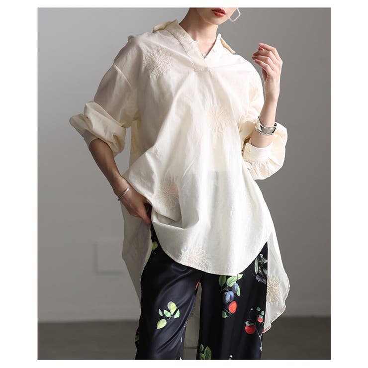 さり気ない甘さ漂う花柄刺繍スキッパーチュニックシャツ レディース ファッション | Sawa a la mode | 詳細画像16 