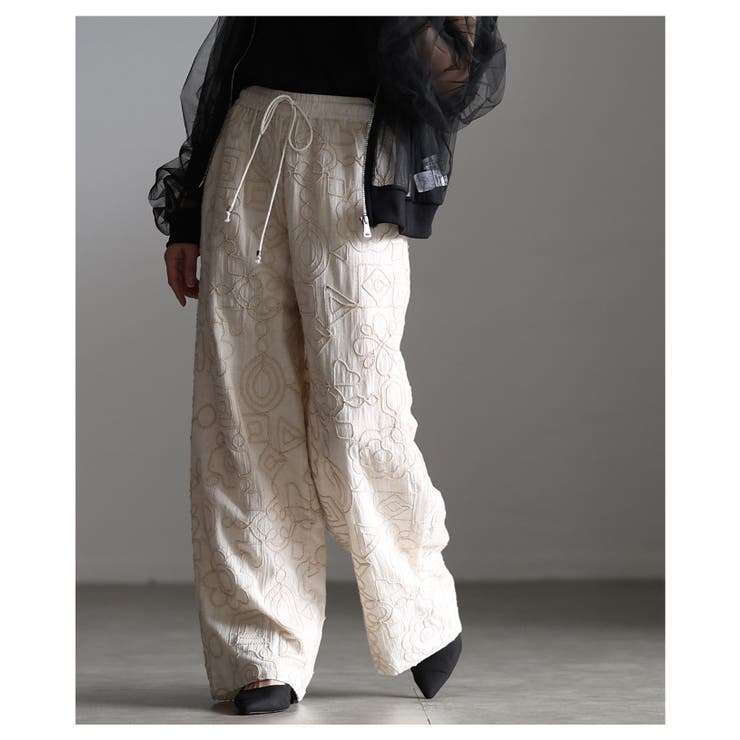 自然な立体感宿るコード刺繍イージーワイドパンツ レディース ファッション | Sawa a la mode | 詳細画像20 