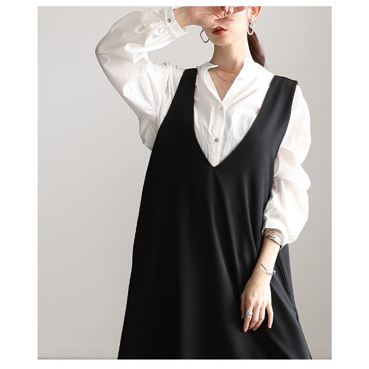 後ろ姿も抜かりないバックロゴ刺繍Vネックジャンパースカート レディース ファッシ… | Sawa a la mode | 詳細画像16 