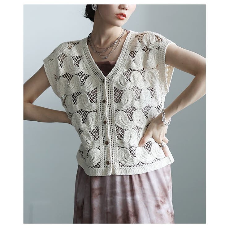 編み柄で魅せるクロシェ編みニットベスト レディース トップス | Sawa a la mode | 詳細画像15 