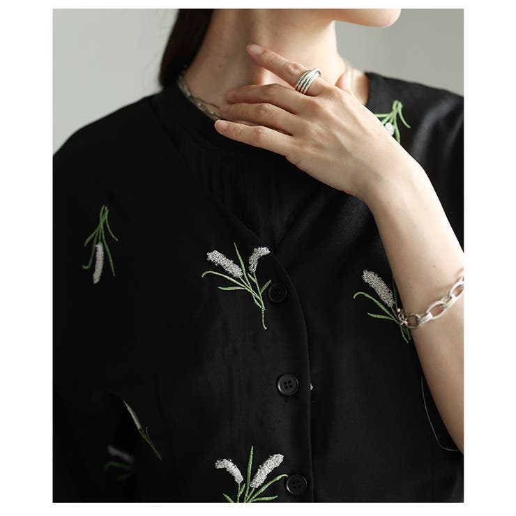 素朴な華やぎ纏う花柄刺繍ノーカラーシャツジャケット レディース ファッション | Sawa a la mode | 詳細画像19 