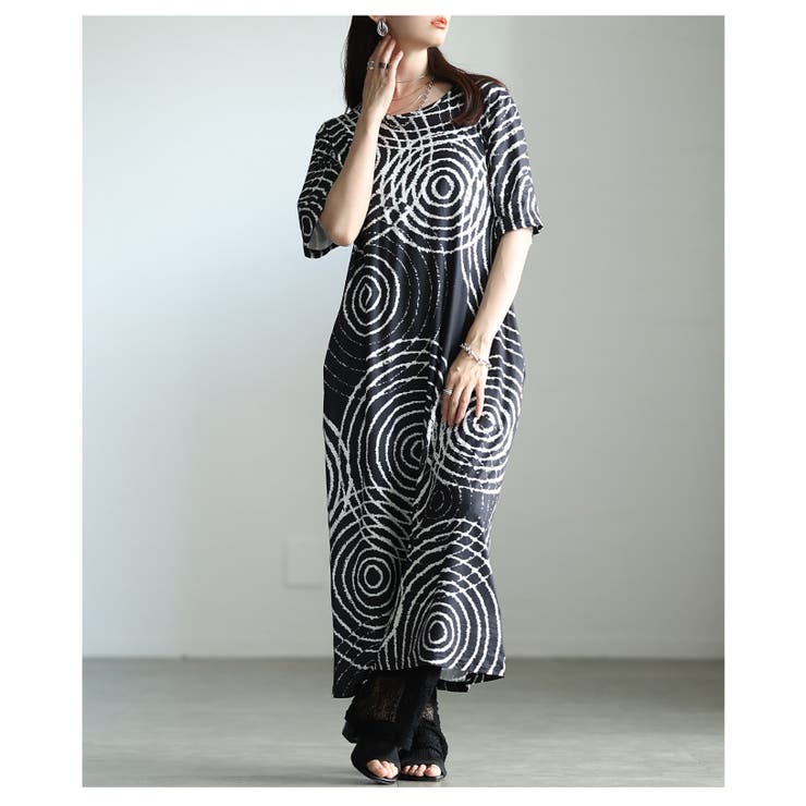 視線をクギ付けにするランダム水玉カットソーワンピース レディース ファッション | Sawa a la mode | 詳細画像18 