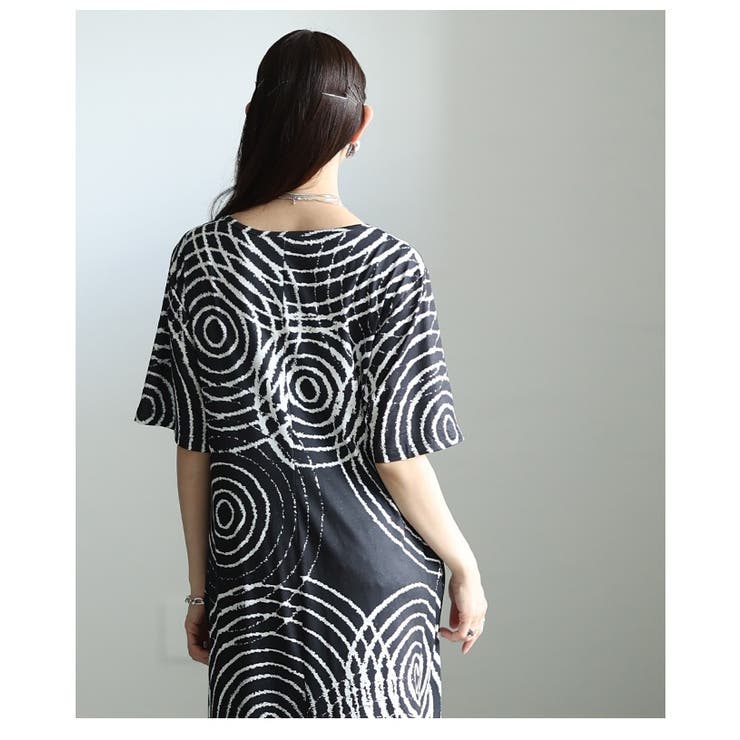 視線をクギ付けにするランダム水玉カットソーワンピース レディース ファッション | Sawa a la mode | 詳細画像22 