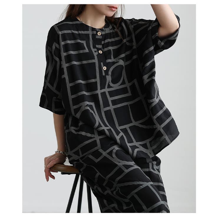 存在感で差がつく幾何学プリントシャツトップス レディース トップス | Sawa a la mode | 詳細画像9 