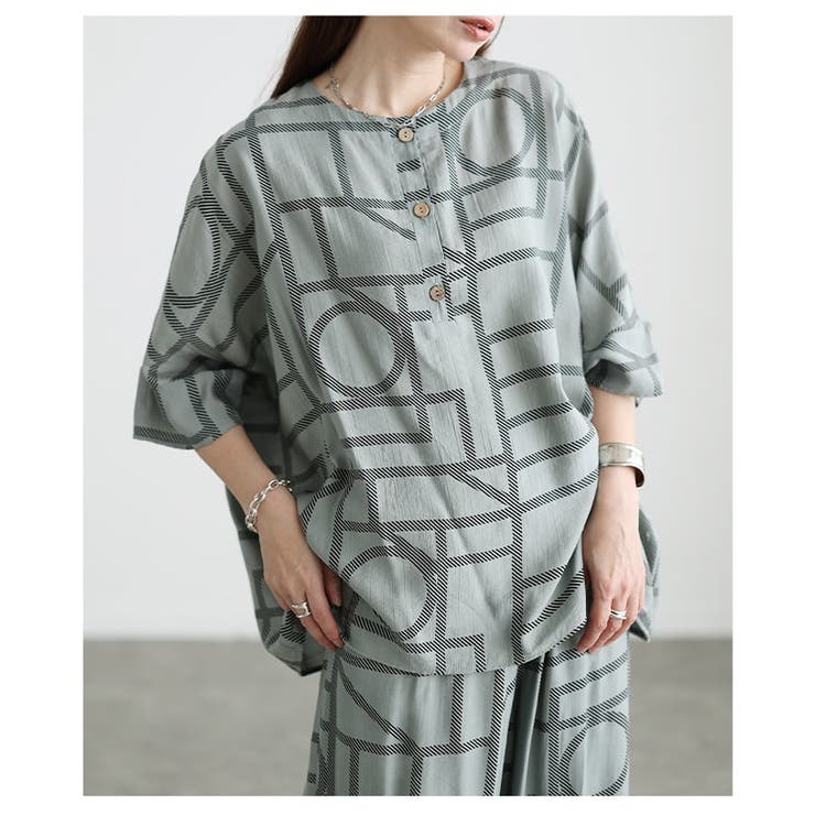存在感で差がつく幾何学プリントシャツトップス レディース トップス | Sawa a la mode | 詳細画像12 