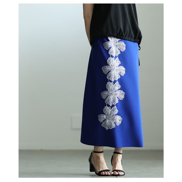 ドラマティックなアシンメトリー花柄刺繍ナロースカート レディース ファッション | Sawa a la mode | 詳細画像11 