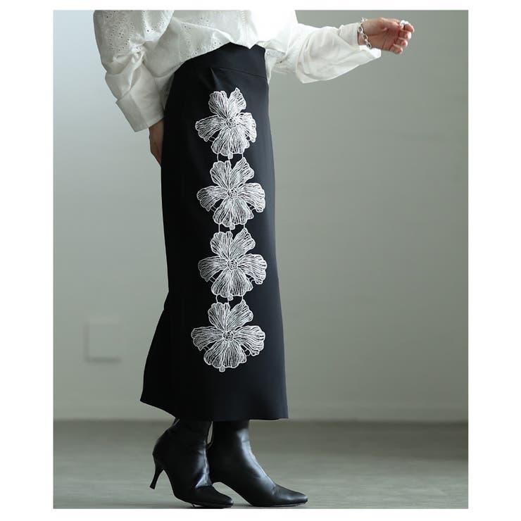 ドラマティックなアシンメトリー花柄刺繍ナロースカート レディース ファッション | Sawa a la mode | 詳細画像18 