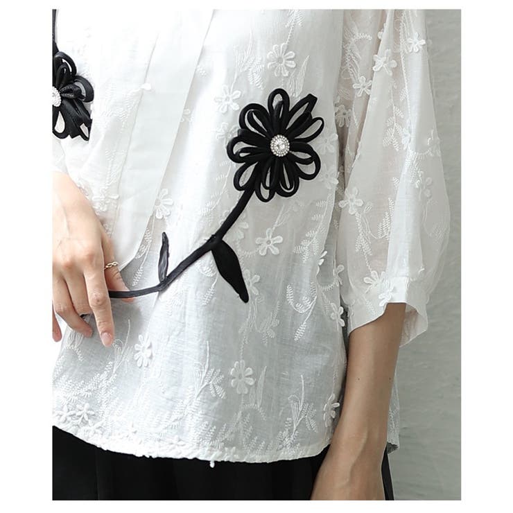 感性を添える立体モチーフ花柄刺繍パフスリーブブラウス レディース ファッション | Sawa a la mode | 詳細画像8 