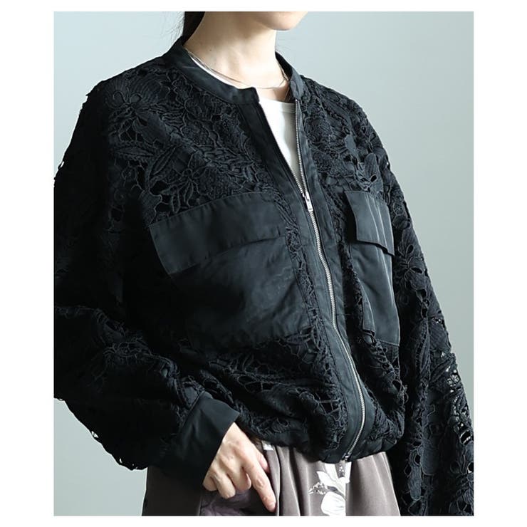 相反する魅力を宿す花柄レース裾ドロストジップブルゾン レディース ファッション | Sawa a la mode | 詳細画像12 