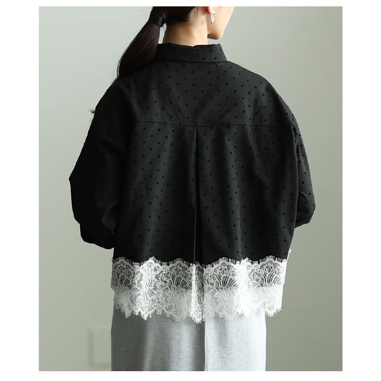 クラシカルに映えるフロッキードット裾レースシャツ レディース トップス | Sawa a la mode | 詳細画像16 