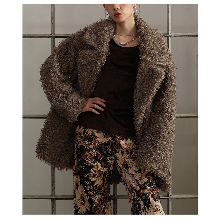 ベージュ | リュクスな気分高まるプードルファーダブルミドルコート レディース ファッション | Sawa a la mode