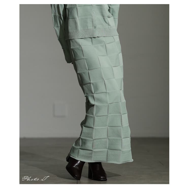 ミントグリーン | 惹き込まれる陰影纏うエンボスチェックニットスカート レディース ファッション | Sawa a la mode
