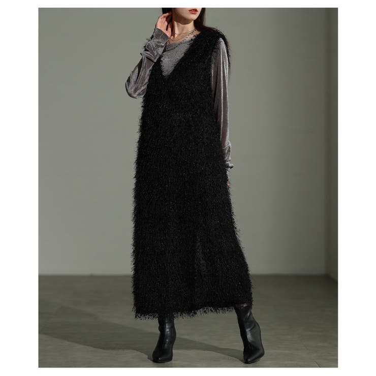 ブラック | 主役級の華やかさ纏うフェザーニットVネックジャンパースカート レディース | Sawa a la mode