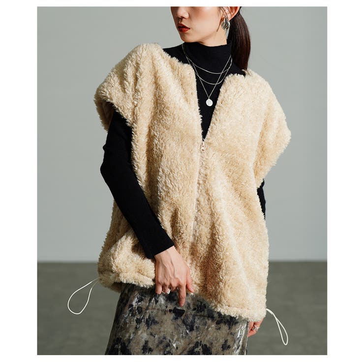 ベージュ | 重ねてこなれ感生まれるボアベストパーカー レディース ファッション | Sawa a la mode