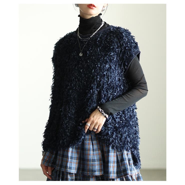 ネイビー | 華やかにアップデートするシャギーニットベスト レディース ファッション | Sawa a la mode