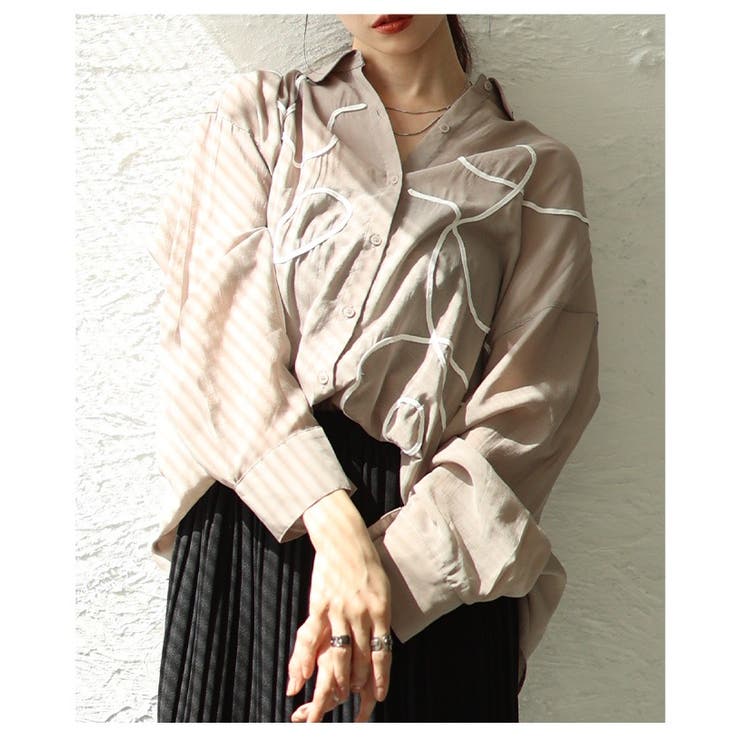 ベージュ | 表情を豊かにするランダムコード刺繍シアーシャツ レディース ファッション | Sawa a la mode