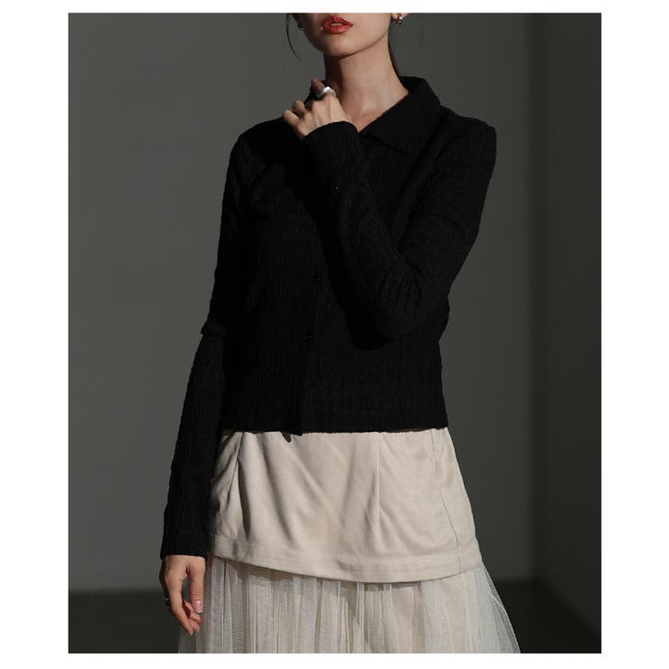 ブラック | エッジを効かせたジャガードシャーリングポロトップス レディース ファッション | Sawa a la mode