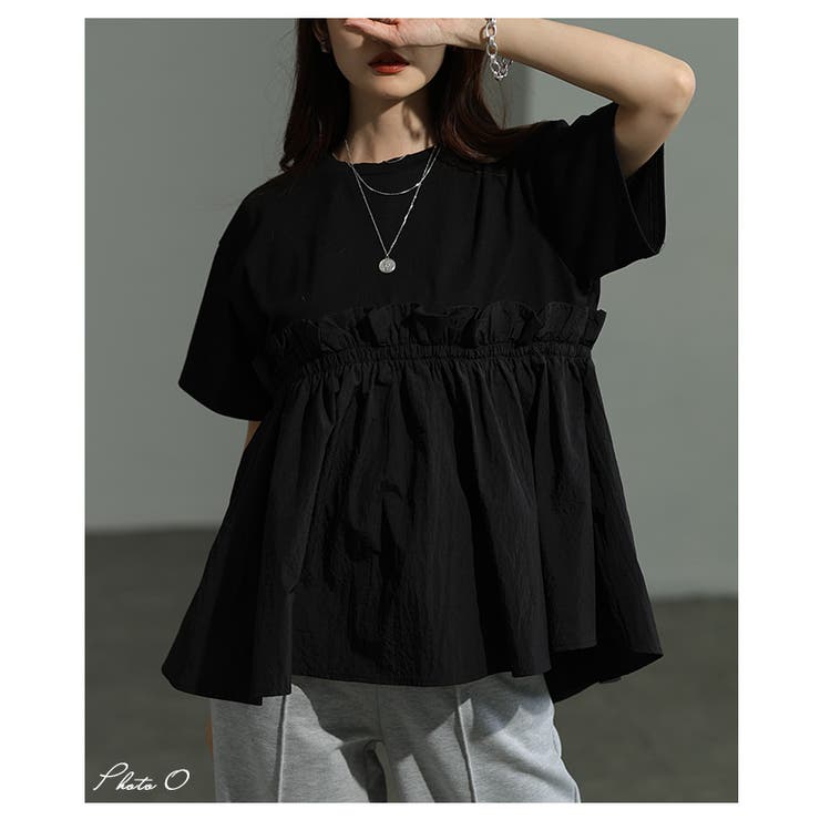 ブラック | カジュアル×女性らしさのペプラムドッキングTシャツ レディース ファッション | Sawa a la mode