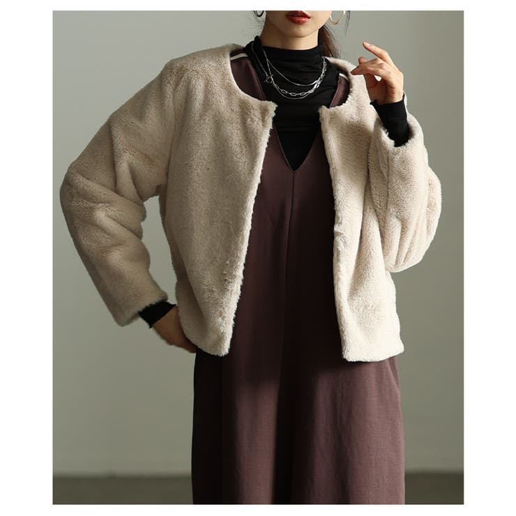 モカ | 纏う愛されノーカラーフェイクファーライトジャケット レディース ファッション | Sawa a la mode