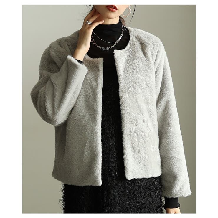 グレージュ | 纏う愛されノーカラーフェイクファーライトジャケット レディース ファッション | Sawa a la mode