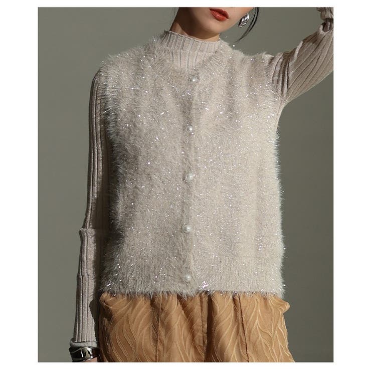 ベージュ | 重ね着をアップデートするラメシャギーニットベスト レディース ファッション | Sawa a la mode