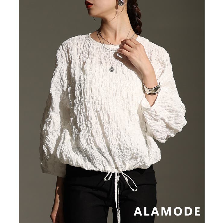 オフホワイト | ふんわりシルエットシャーリングブラウス レディース ファッション | Sawa a la mode