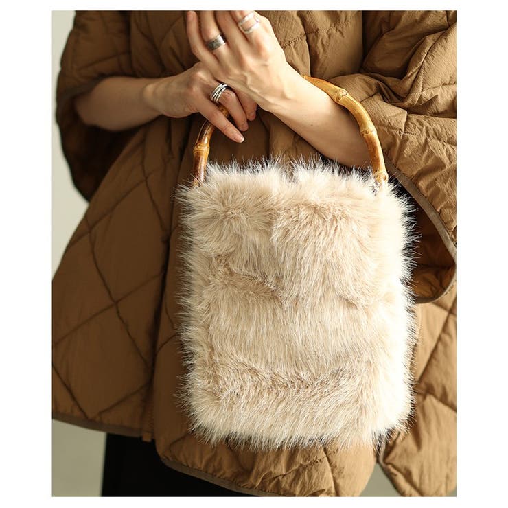 ベージュ | 心ときめくフェイクファースクエアハンドバッグ レディース ファッション | Sawa a la mode