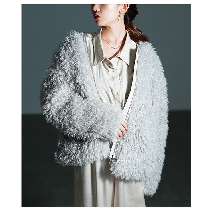 ライトグレー | シーズンムードを高めるフェイクファージャケット レディース ファッション | Sawa a la mode