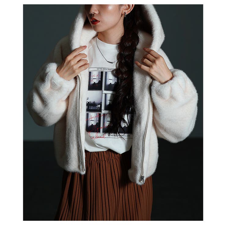 アイボリー | 思わず触れたくなるエコファーフード付ジャケット レディース ファッション | Sawa a la mode