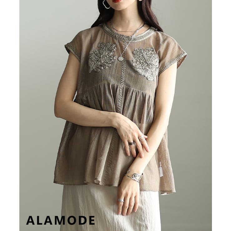 モカ | 夏の風を纏うコード刺繍メッシュペプラムブラウス レディース トップス | Sawa a la mode