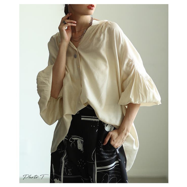 オフホワイト | ニュアンス溢れる袖コンシャスブラウス レディース ファッション | Sawa a la mode