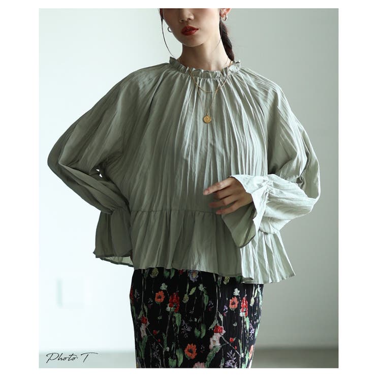 ライトグリーン | 前後で楽しめる2wayシャーリングペプラムブラウス レディース ファッション | Sawa a la mode