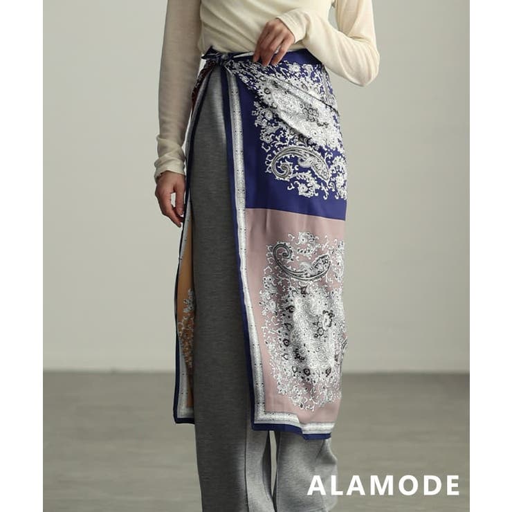 ネイビー | 色の重なりで魅せるパネルペイズリープリントスカーフ レディース スカーフ | Sawa a la mode