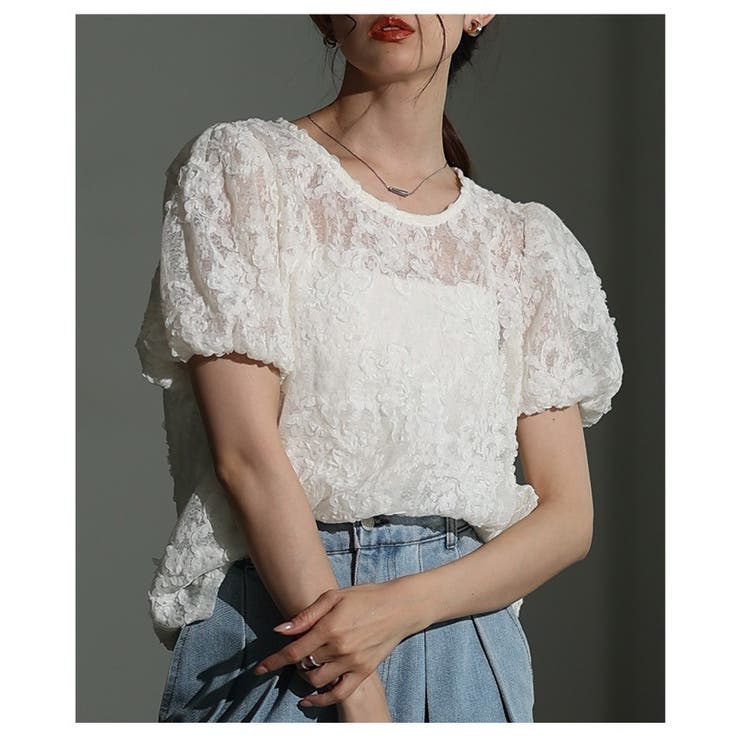 ホワイト | 日常を彩る花柄風コード刺繍レースシアーブラウス レディース ファッション | Sawa a la mode