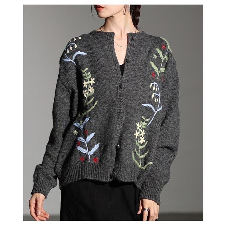 グレー | 一枚で絵になる草花刺繍ラインニットカーディガン レディース ファッション | Sawa a la mode