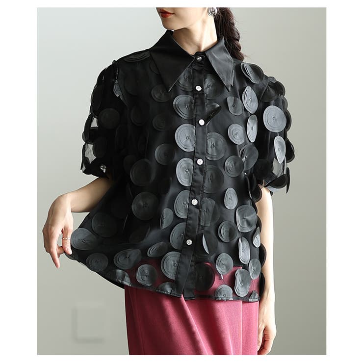 ブラック | 視線をクギ付けにする立体ドット異素材レイヤードブラウス レディース ファッション | Sawa a la mode