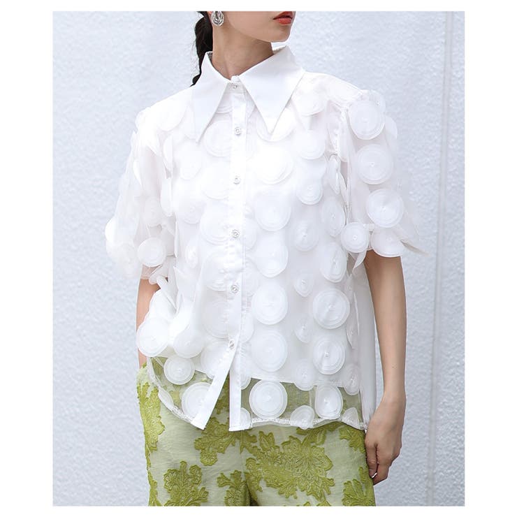 ホワイト | 視線をクギ付けにする立体ドット異素材レイヤードブラウス レディース ファッション | Sawa a la mode