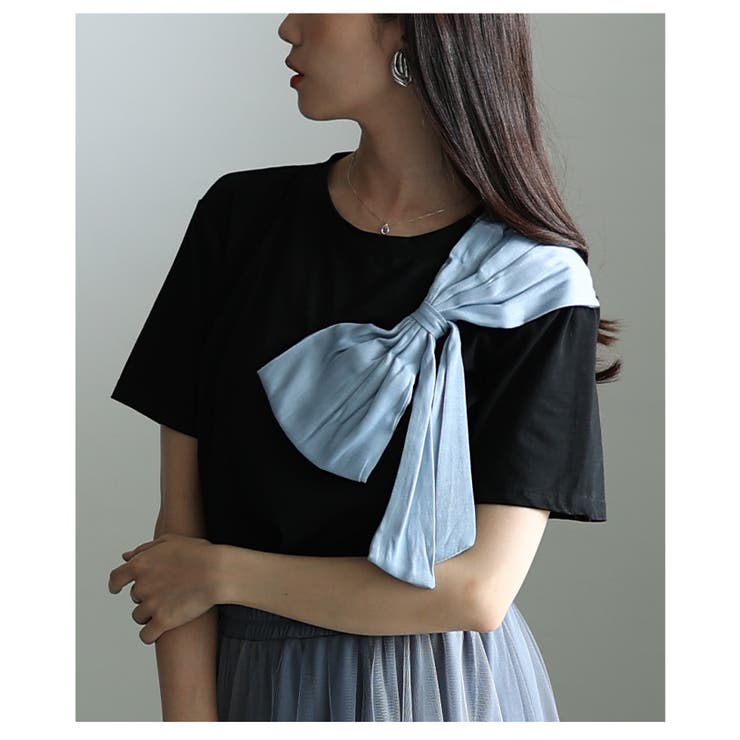 ブラック | 甘さを抑えたアシンメトリーリボンモチーフカットソー レディース ファッション | Sawa a la mode