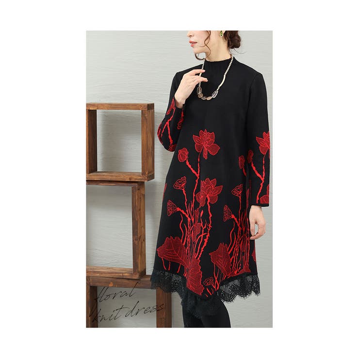 レッド | 草花立ち昇るレース付きニットワンピース レディース 長袖 | Sawa a la mode