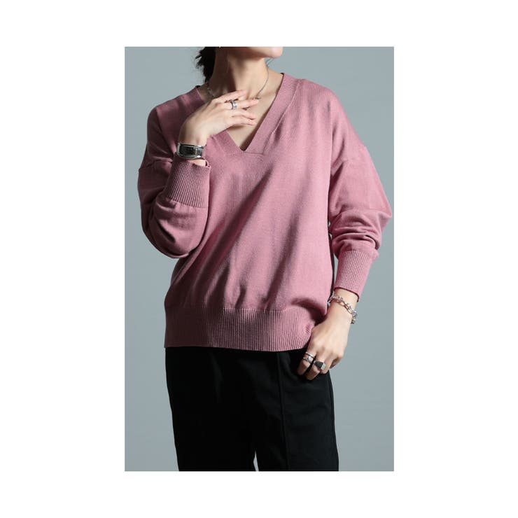 ピンク | 後ろ姿も抜かりの無いVネックハイゲージニット レディース ファッション | Sawa a la mode