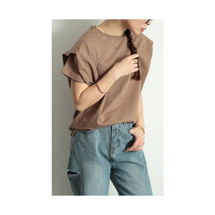 ブラウン | 小粋なアクセントが光るタックスリーブカットソー レディース ファッション | Sawa a la mode