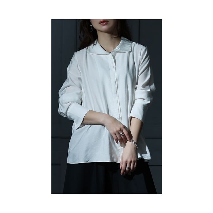 ホワイト | 垢抜けるきちんと感漂うダブル比翼シャツ レディース ファッション | Sawa a la mode
