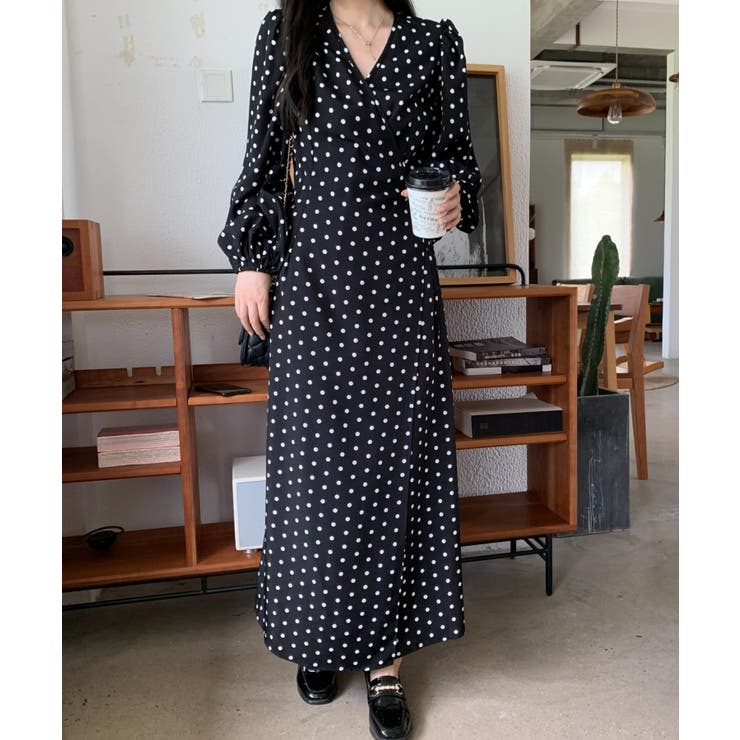 マ*ー様 a3 美品 23区 ドット柄 ロング ワンピース 黒/32 ドット柄カシュクールロングワンピース[品番：ABIW0010332]｜ABITOKYO