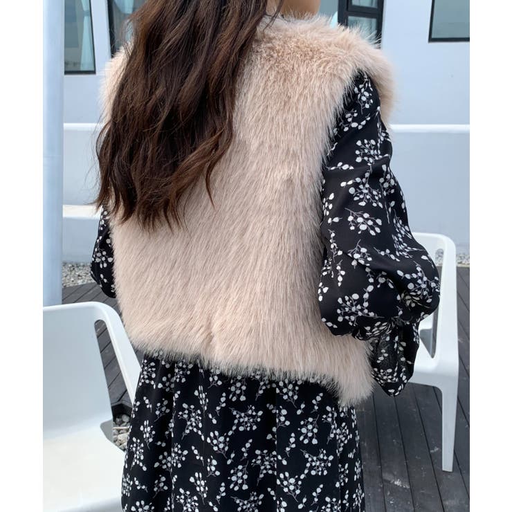 限定販売】 ⬛︎ RECOMMEND ITEM フェイクファーボレロショート