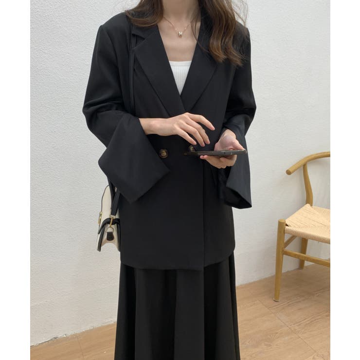 ketty 黒 テーラードジャケット・フレアスカート　上下セット売り ketty 黒 テーラードジャケット・フレアスカート 上下セット売り