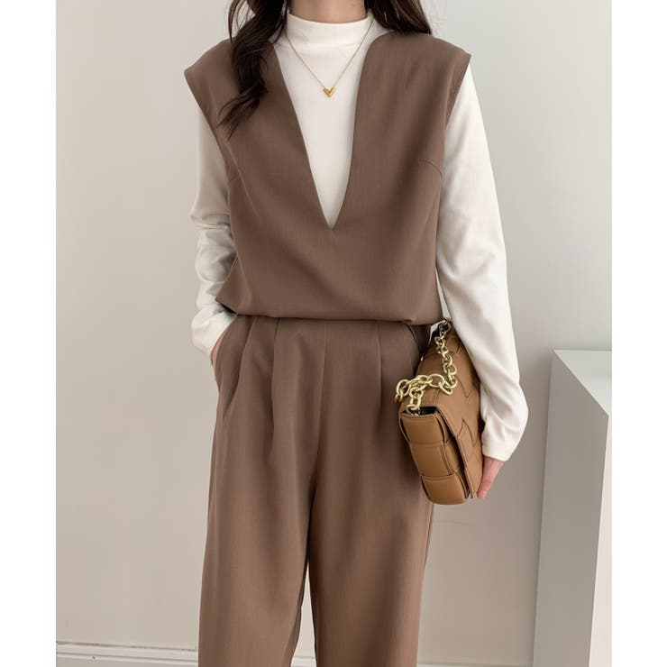 スキッパネックノースリーブブラウス＆ウエストタックセミワイドパンツセットアップ | ABITOKYO  | 詳細画像4 